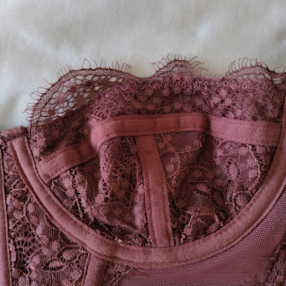 OUT FROM UNDER | Modern Love Chocolate Brown Lace Mesh Sweetheart Corset Urban S - Picture 9 of 15